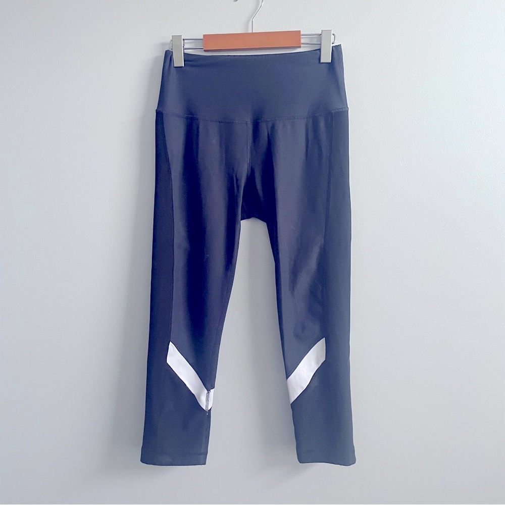 Bundle: 2 pairs of size small 90 Degree Leggings